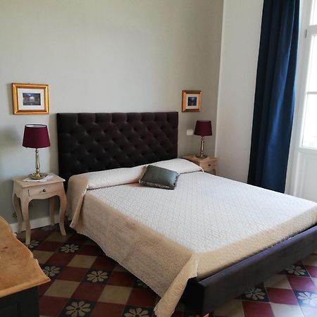 Residenza Ponente Bed & Breakfast Syracuse Luaran gambar