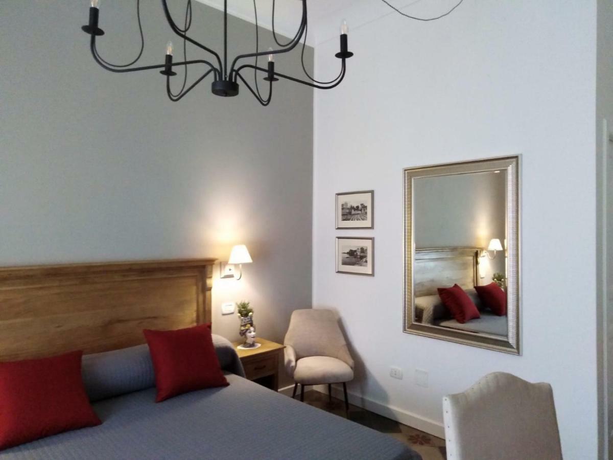 Residenza Ponente Bed & Breakfast Syracuse Luaran gambar